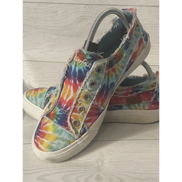 Blowfish Malibu Women's Size 9 Vibrant Hippie Tie Dye Comfort Slip On Sneakers - Picture 1 of 4